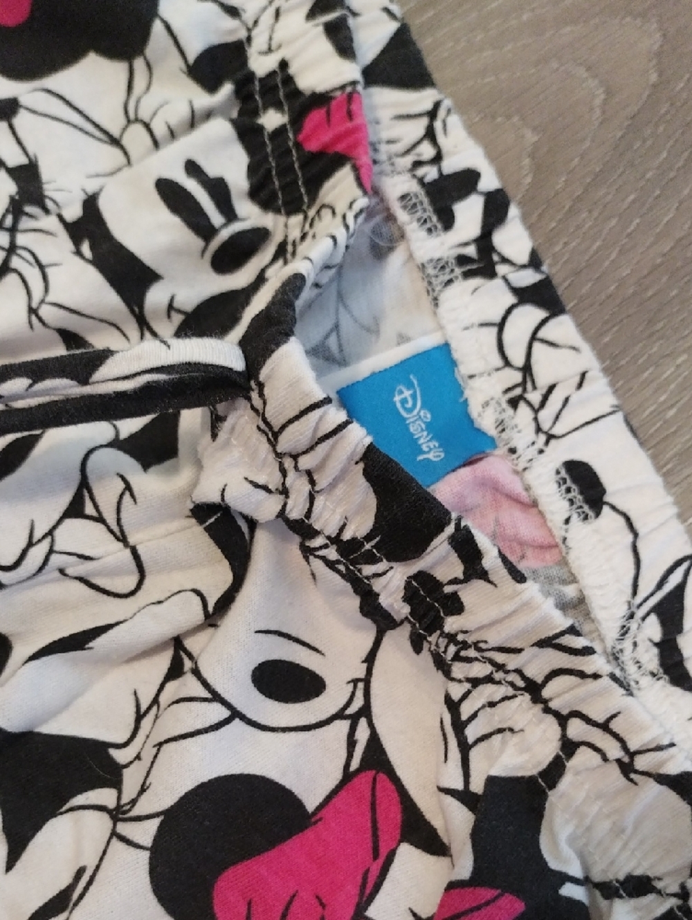 Minnie Mouse Black & Pink Pajama Pants - Picture 12 of 14